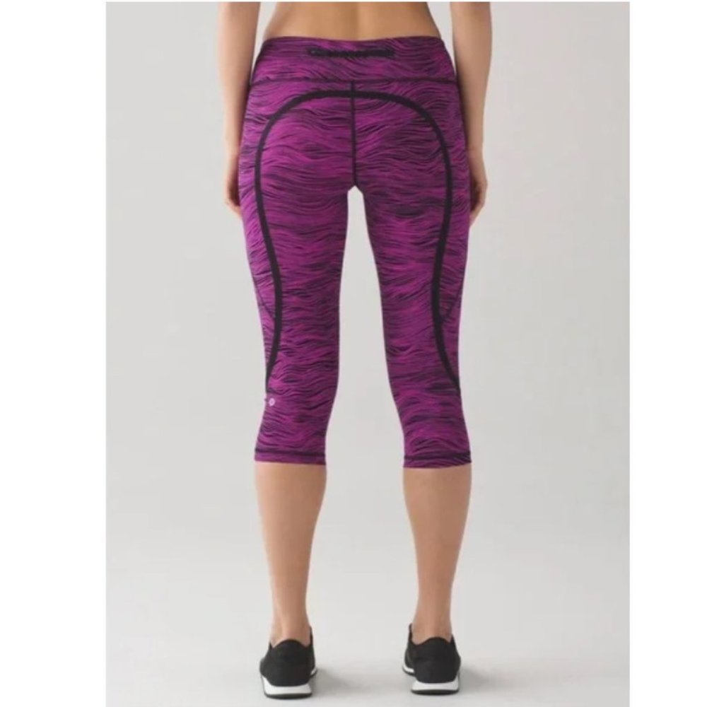 Lululemon On Track Crop 19” Life Lines Polar Pink Black